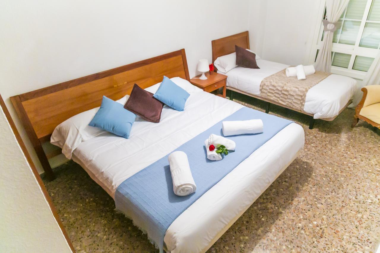 Homely Apartments Playa De Los Locos Torrevieja Bagian luar foto