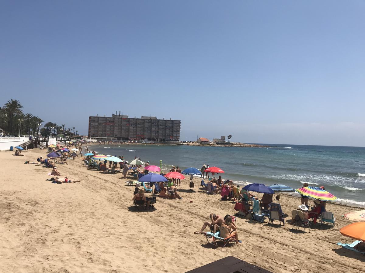 Homely Apartments Playa De Los Locos Torrevieja Bagian luar foto