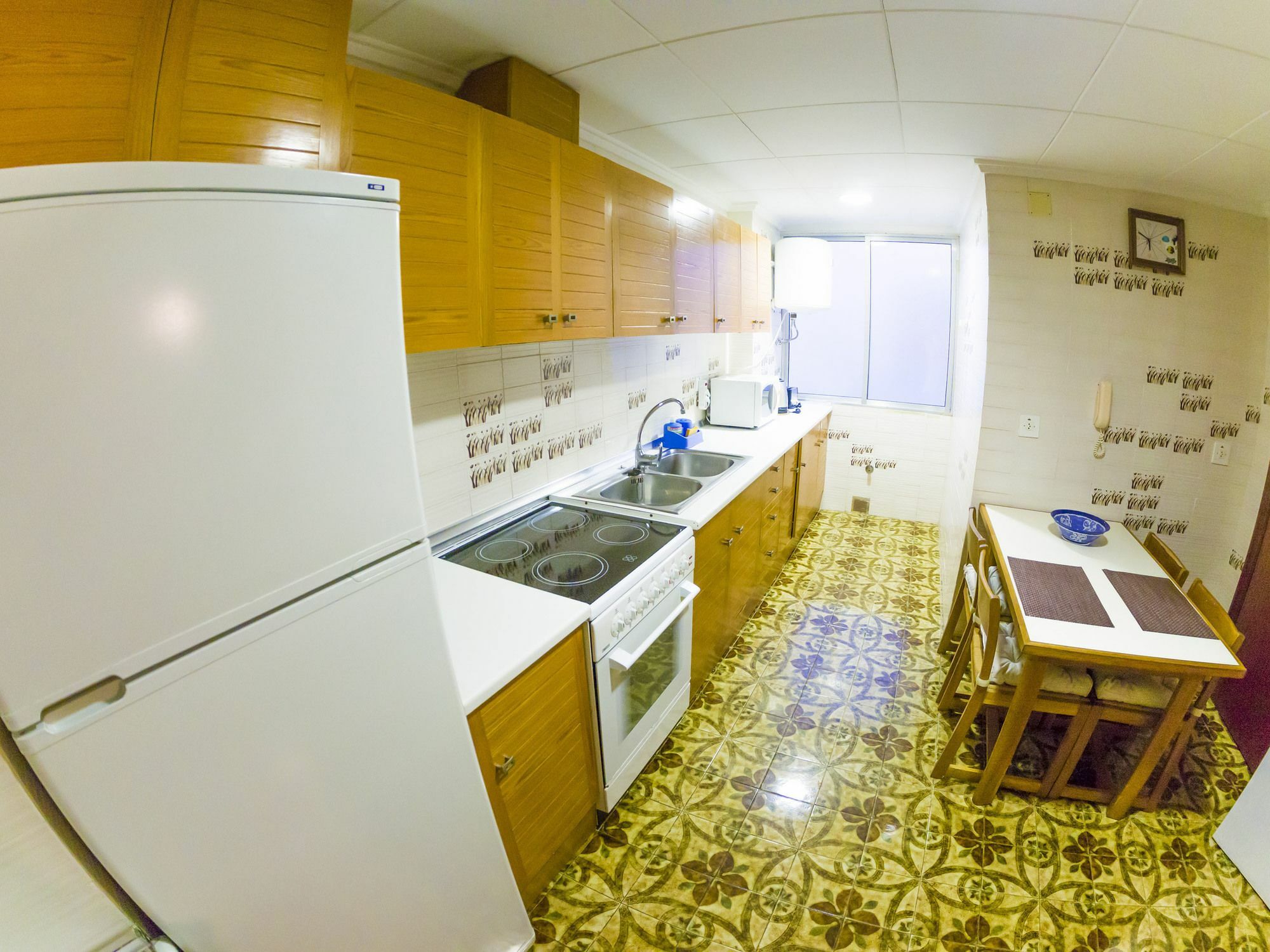 Homely Apartments Playa De Los Locos Torrevieja Bagian luar foto